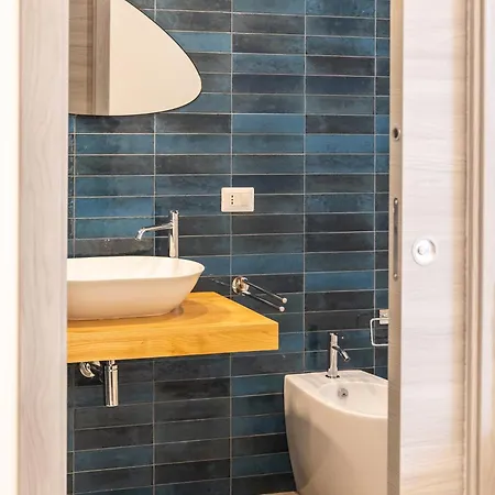 招待所 Atena 勒托阳尼