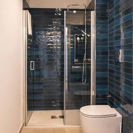 招待所 Atena 勒托阳尼